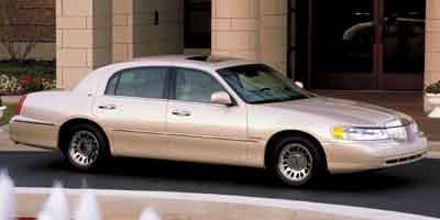 lincoln town car 2002 1LNHM82W52Y672076 image lincoln town car 2002 1LNHM82W52Y672076 image